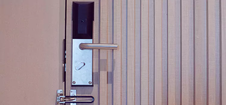 Installing a Maglock Kailua